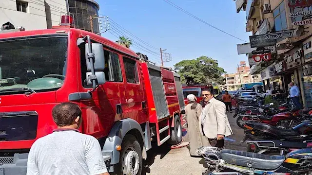 دون إصابات.. اندلاع حريق هائل داخل بازار سياحي في فيصل