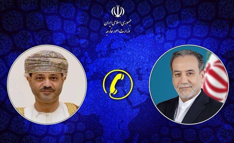 وزير خارجية إيران يبحث التطورات الإقليمية مع نظيريه الباكستاني والعماني