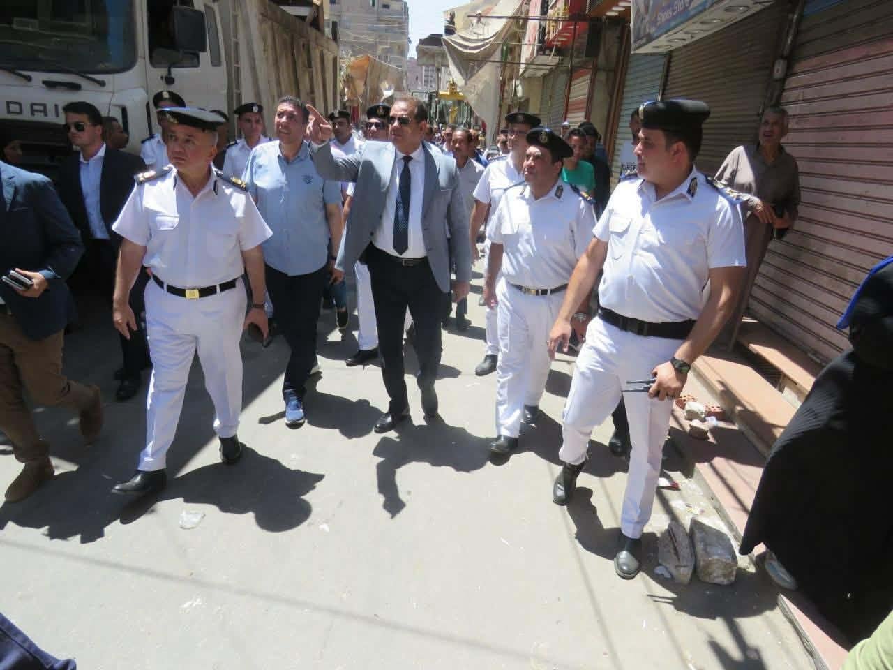 مدير أمن المنيا يقود حملة لرفع الإشغالات وإعادة الانضباط