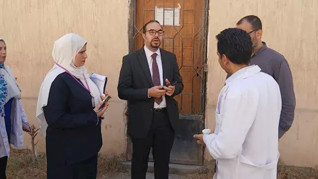 "أعطال وتدنٍّ في النظافة".. جولة مفاجئة لوكيل "صحة الفيوم" تكشف سلبات مستشفى الحميات