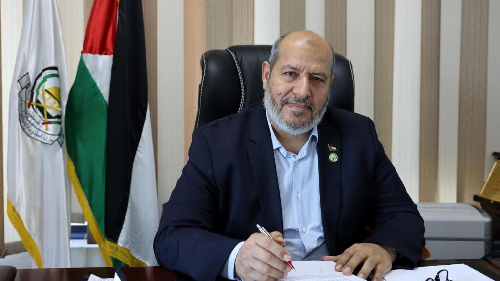 بدء المحادثات بين وفد من حماس برئاسة الحية ورئيس المخابرات المصرية بالعلمين