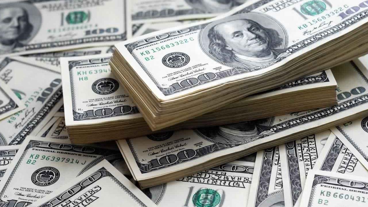 الاثنين 17 أغسطس 2026..الدولار يستقر فى غالبية البنوك فى بداية تعاملات اليوم