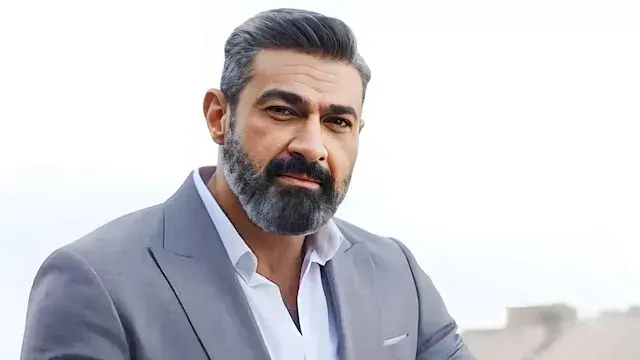 ياسر جلال يوضح حقيقة تقاضيه 40 مليون جنيه عن كل عمل يقدمه