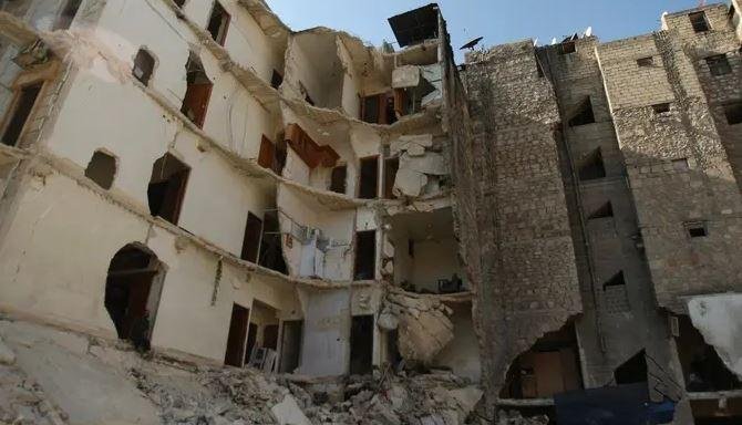 من ليلة الهجوم للبحث عن الجثامين.. ناجية تروي مأساة مجزرة الغوطة الكيميائية وتطالب بمحاسبة المسئولين