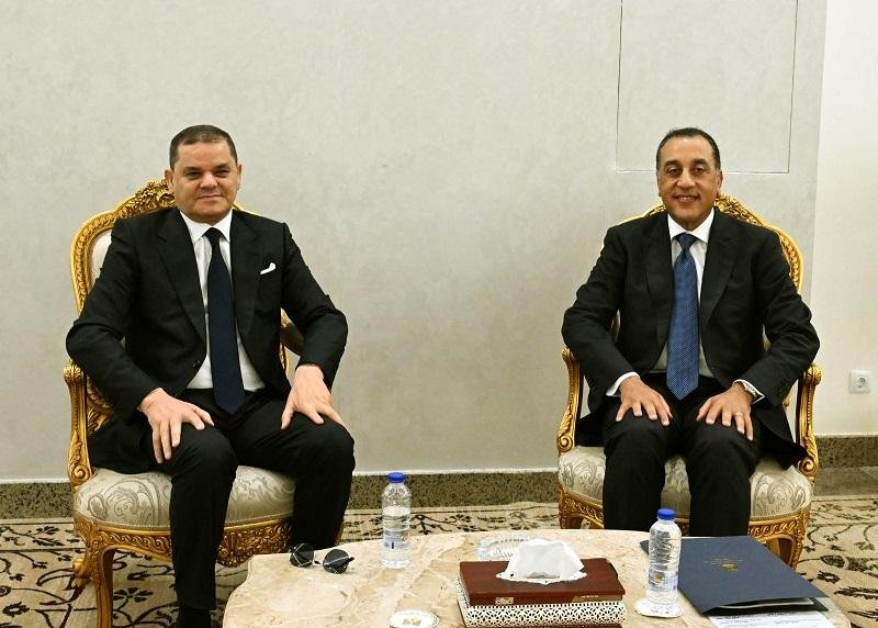 مدبولي لرئيس حكومة الوحدة الوطنية بليبيا: وضع خطة زمنية للتعاون بين البلدين في مجالات الغاز الطبيعي والاستكشافات البترولية