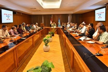محافظ أسيوط يوجه بمتابعة مشروعات حياة كريمة على أرض الواقع للإسراع في إنهاء إجراءات التسليم والتشغيل التجريبي