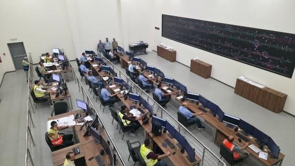 وزير النقل يعلن دخول مبنى التحكم المركزي (CTC) بسوهاج الخدمة إعلانا بالانتهاء الكامل من مشروع تطوير وتحديث نظم الإشارات