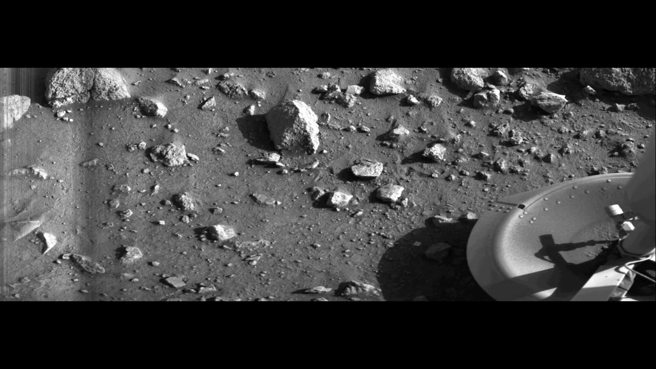 Our 1st-ever up-close look at the Martian surface | Space photo of the day for July 22, 2026