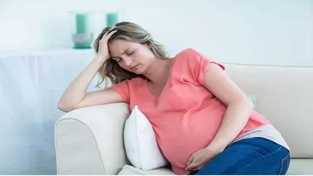 التقيؤ الشديد أثناء الحمل.. دراسة تكشف السبب
