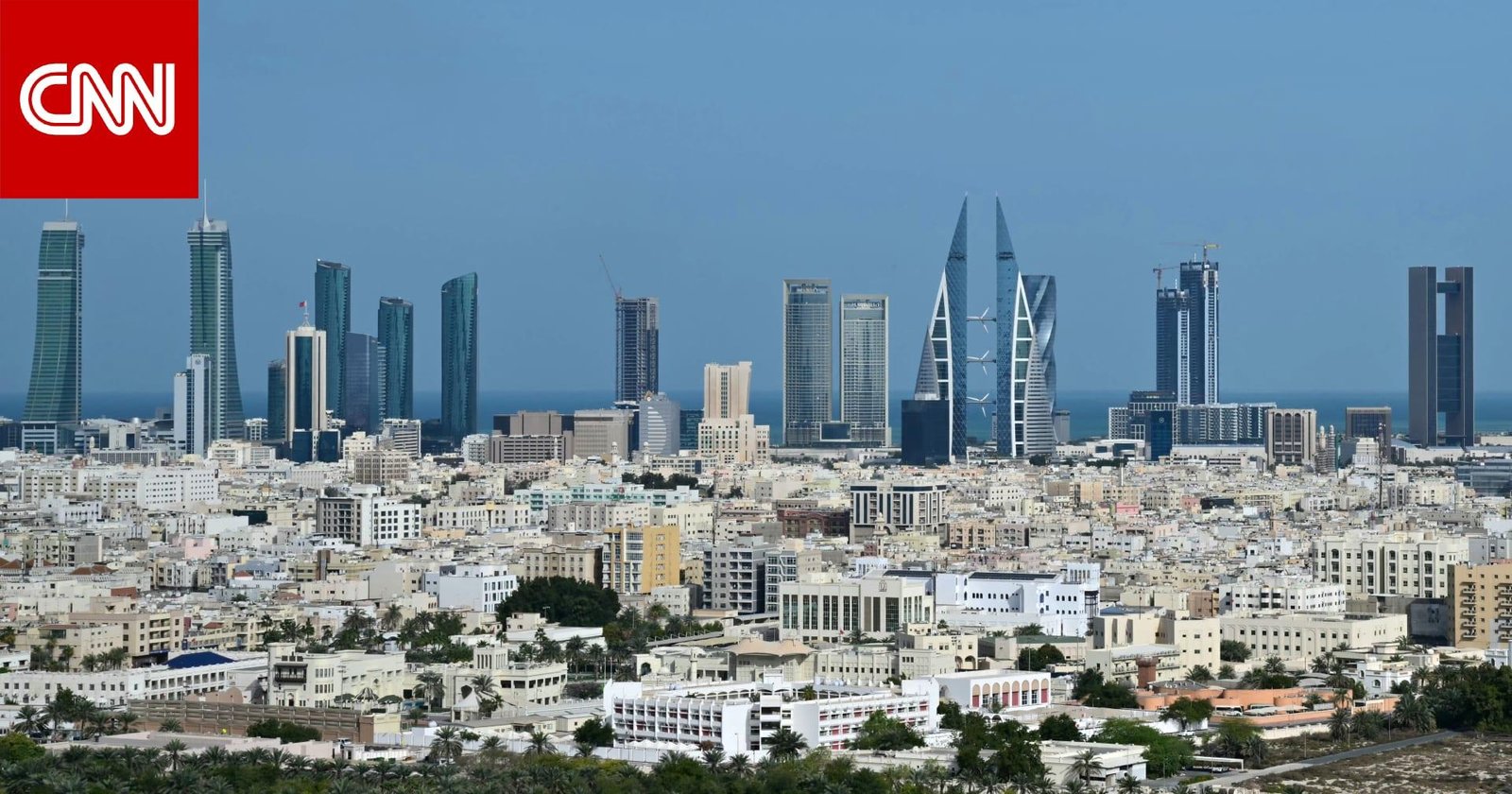 البحرين.. حبس وإبعاد نهائي لمتهم من جنسية عربية بسبب مقاطع مُخلة بالآداب