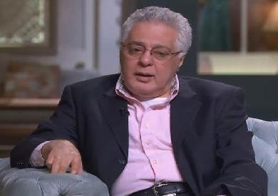 توفيق عبد الحميد: أجلس على كرسي متحرك بسبب الغضروف.. ومن الصعب عودتي للتمثيل