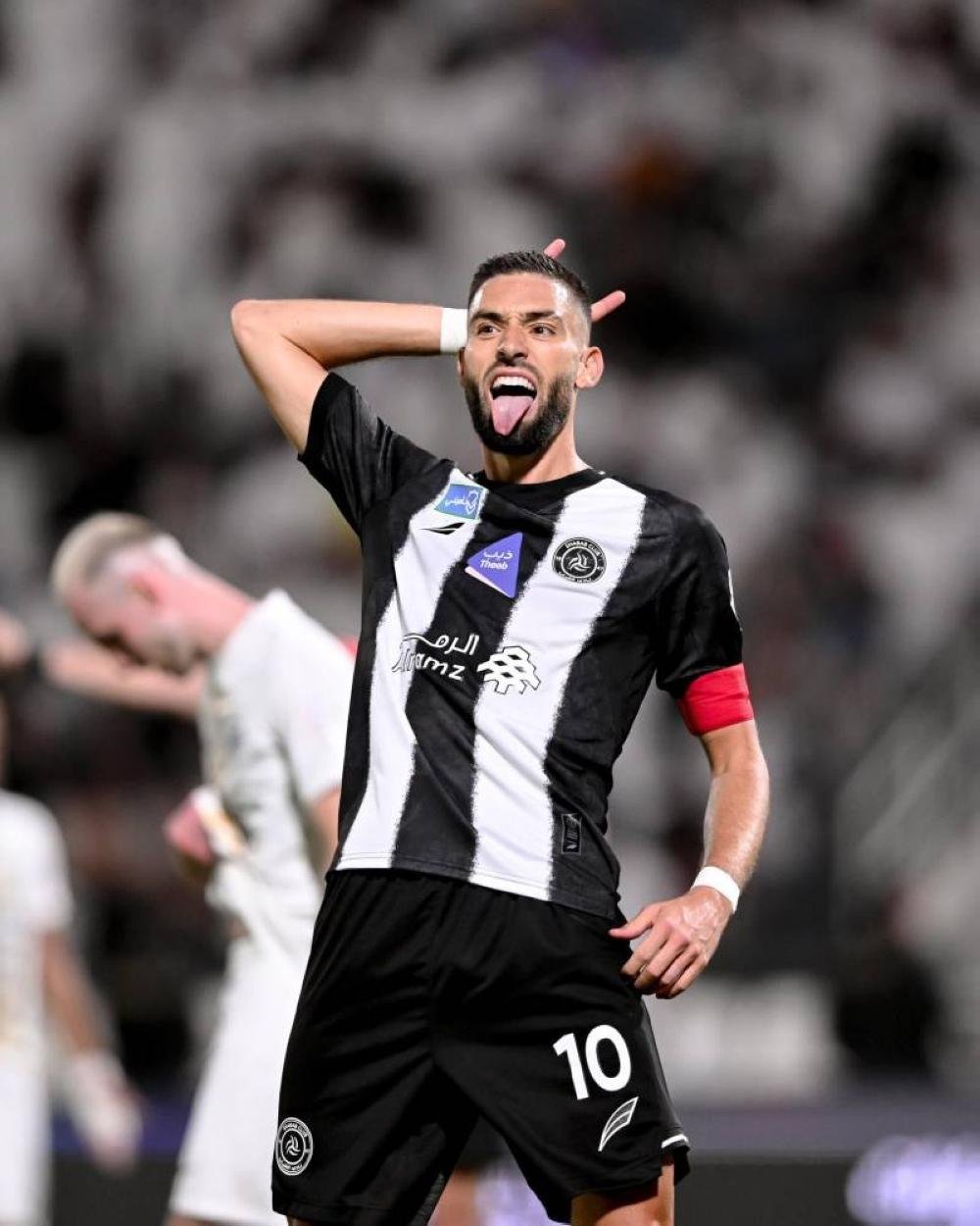 الشباب يتجاهل الاتحاد