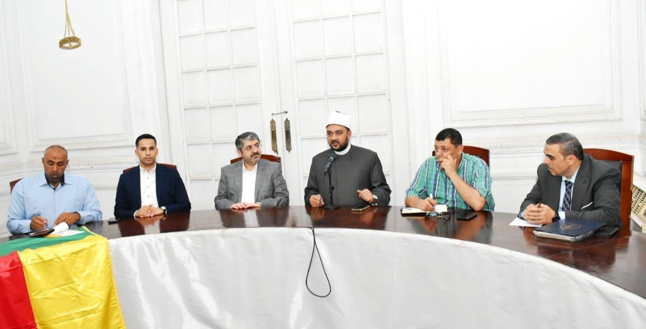الأعلى للشئون الإسلامية يعقد الورشة العاشرة للعلاقات الخارجية بمشاركة وفد طلابي من بنين