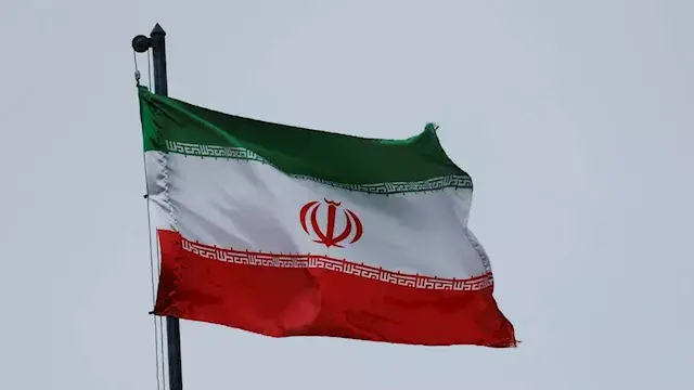 لماذا اختارت إيران استئناف القتال بعد توقف الولايات المتحدة عن إطلاق النار؟