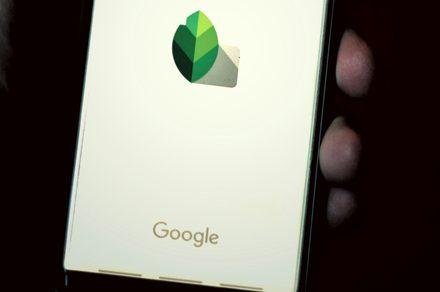 Snapseed Camera now lets Android users save original photos and add geotags