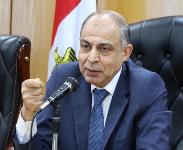 محافظ المنيا: مد فترة إنهاء إجراءات ترخيص سيارات الميكروباص حتى 15 سبتمبر المقبل