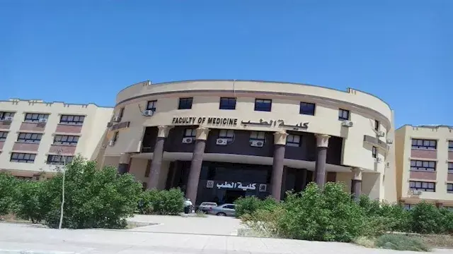 للعام الثاني على التوالي.. تفاصيل رسوب 67% من طلاب الفرقة الأولى بطب قنا