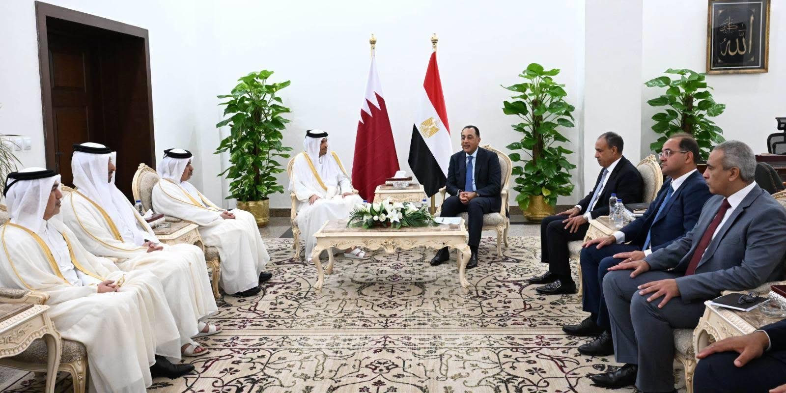 مدبولي: الساحل الشمالي الغربي يمتلك مقومات واعدة تؤهله ليصبح إحدى الوجهات السياحية العالمية البارزة