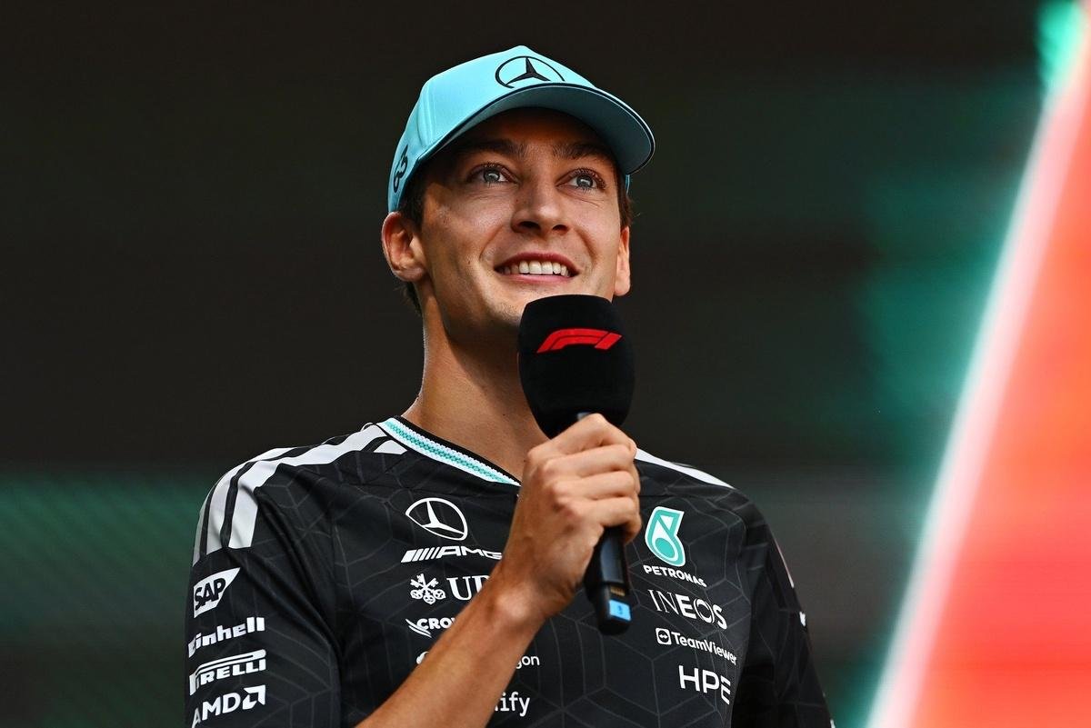 George Russell sends defiant message after challenging F1 season start