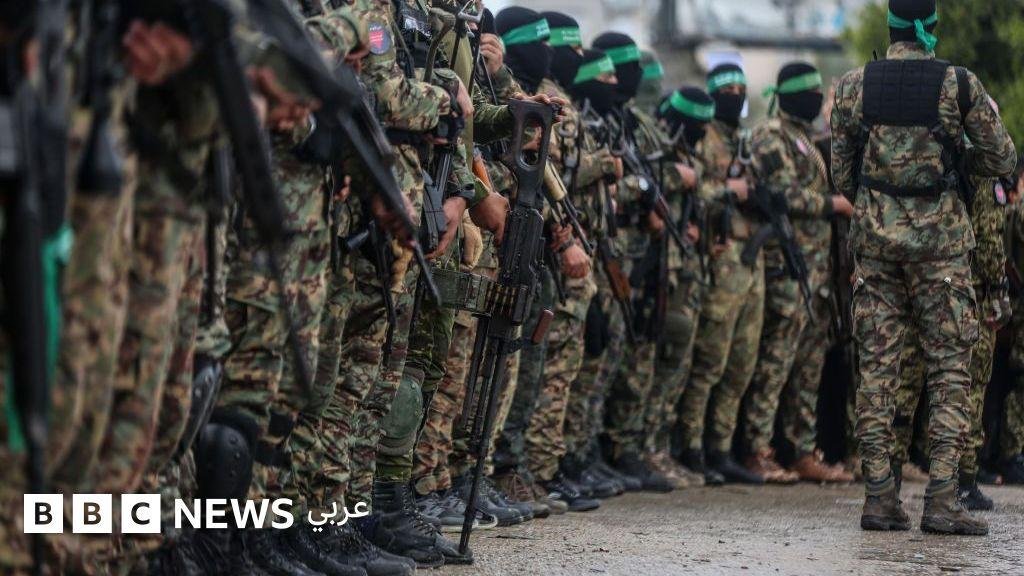 مسؤول في حماس يؤكد لبي بي سي موافقة الحركة على نزع السلاح، فكيف ستُنفذ خطة ترامب؟