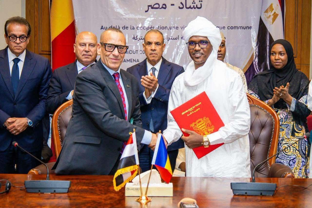 مصر وتشاد تعززان التعاون في الطيران المدني.. مضاعفة سعات الركاب وزيادة الشحن 125%