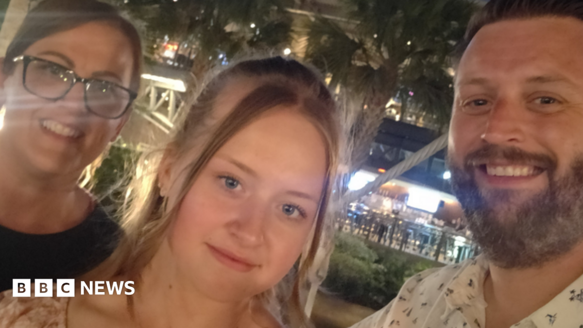 'No more families should endure this' - parents of student who died from MenB back new vaccine advice
