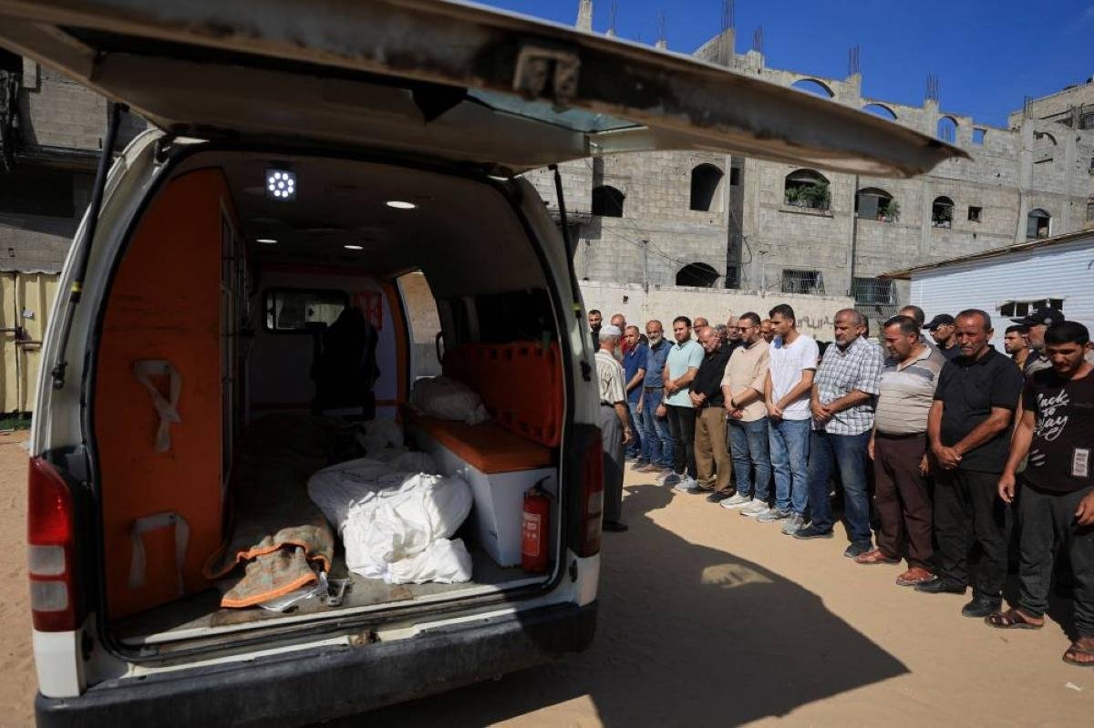 Gaza civil defence says Israeli strikes kill 12, including family of six