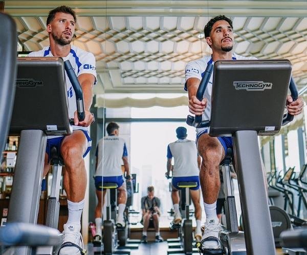 مرموش ينضم إلى معسكر مانشستر سيتي في هونج كونج