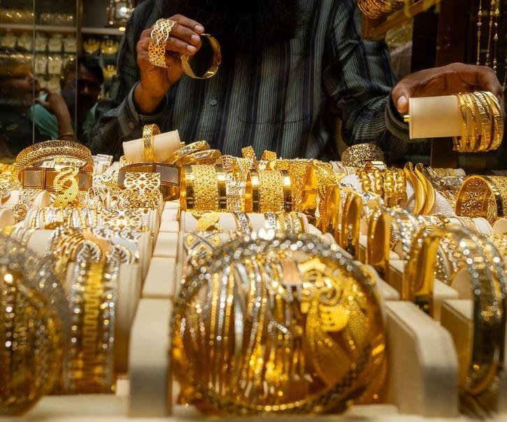 ارتفاع أسعار الذهب مع تأكيد ترامب وجود فرصة لإنهاء أزمة مضيق هرمز