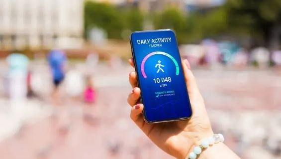 السر ليس في 10 آلاف خطوة.. باحثون يحددون العدد المثالي للمشي يوميا