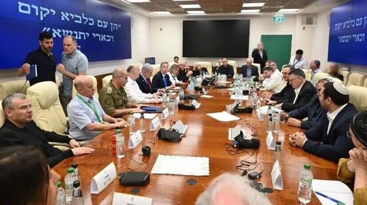 توترات المنطقة.. إسرائيل تعقد اجتماعي الحكومة والكابينت تحت الأرض