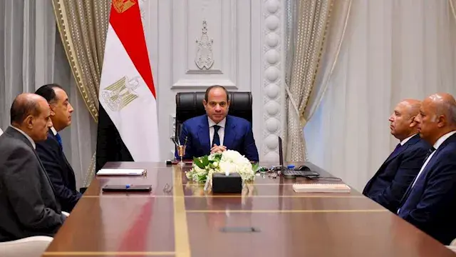 خلال اجتماع رئاسي.. إعلان مواعيد تشغيل القطار السريع والمونوريل والأتوبيس الترددي