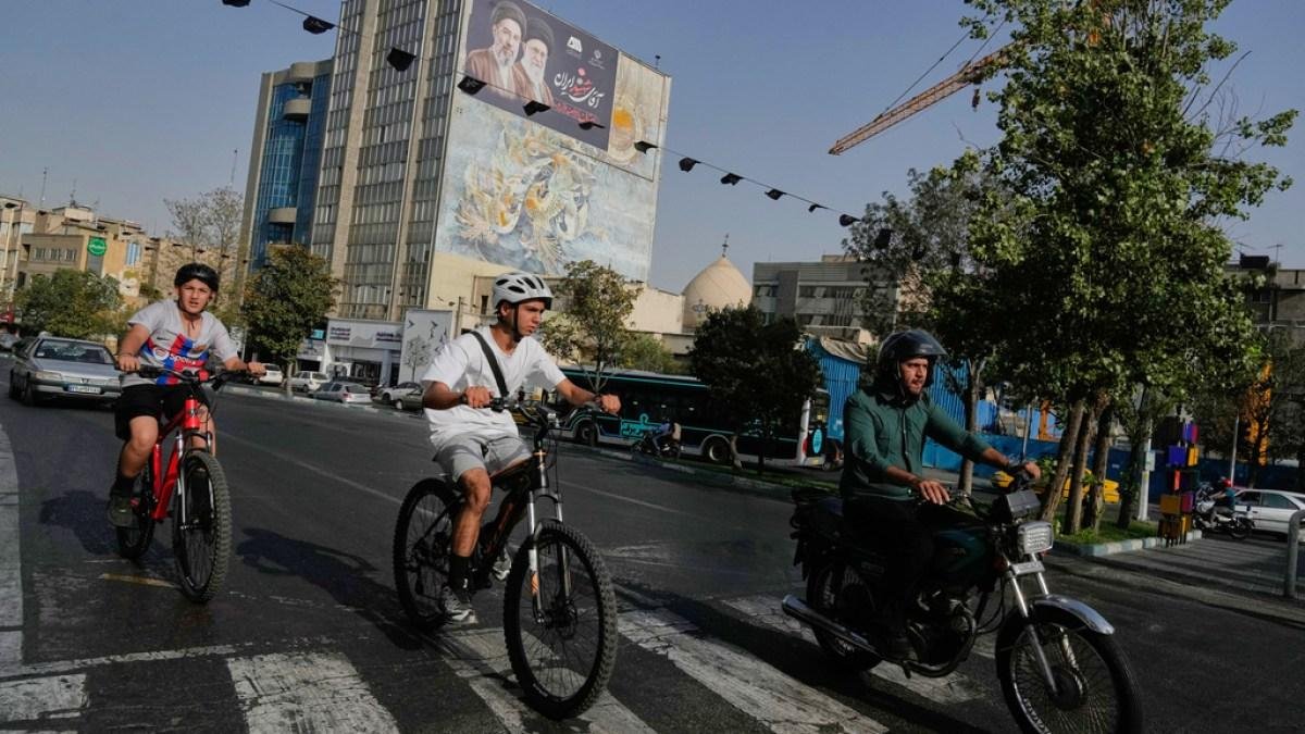Trump warns of largest strikes on Iran yet as Tehran lashes out across Gulf