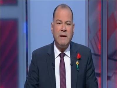 نشأت الديهي بعد حديث الإعلام الإسرائيلي عن أزمة زوجات حسام حسن: رفقًا بمصر العين علينا