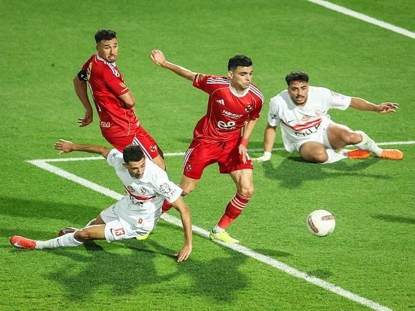 نائب رئيس الزمالك الأسبق: زيادة أندية أبطال أفريقيا مفيد للكرة المصرية