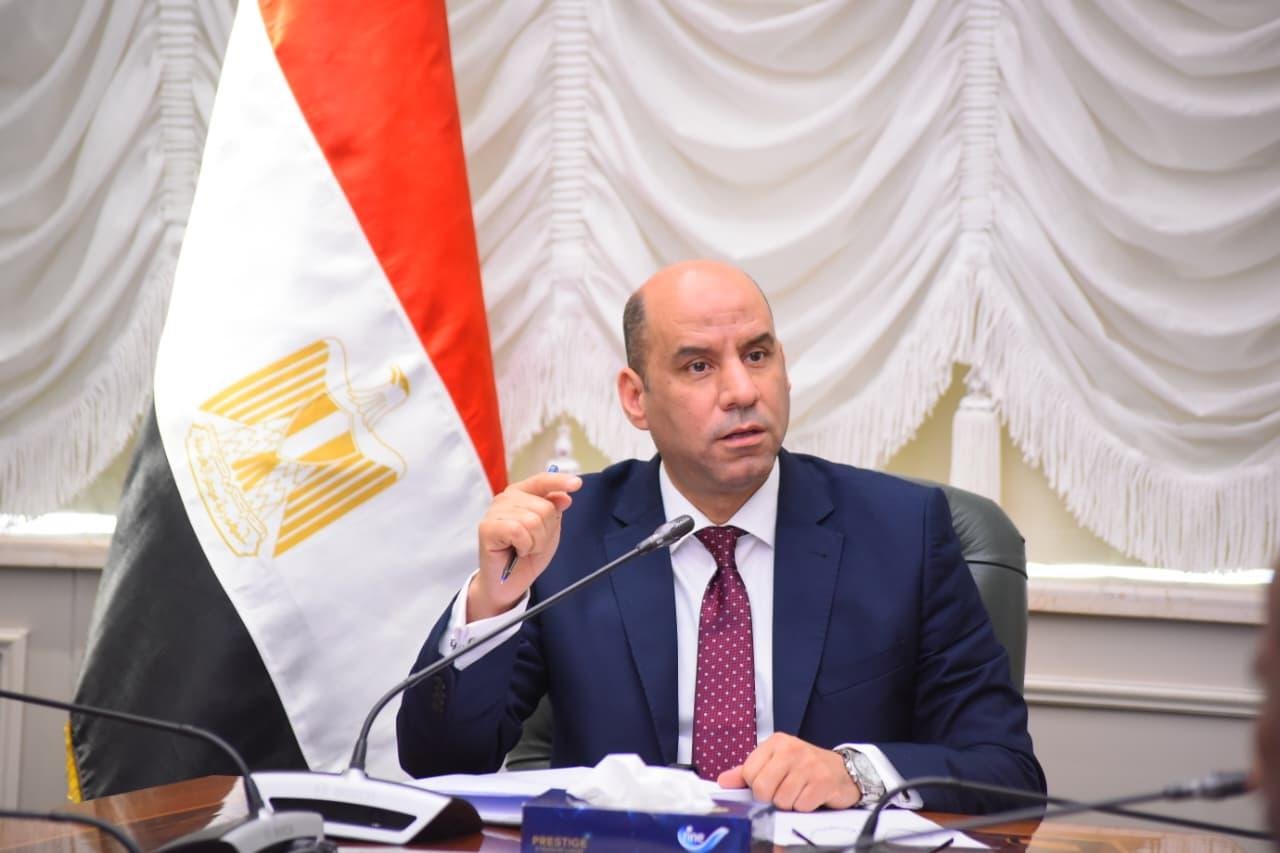 وزير العمل: الخميس المقبل إجازة رسمية مدفوعة الأجر للعاملين بالقطاع الخاص بمناسبة ذكرى ثورة 23 يوليو
