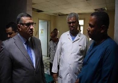 بعد واقعة مستشفى قنا.. نقيب الأطباء: نعترض على التعنيف أمام الكاميرات.. وجزء كبير من القصور سببه نقص الإمكانيات