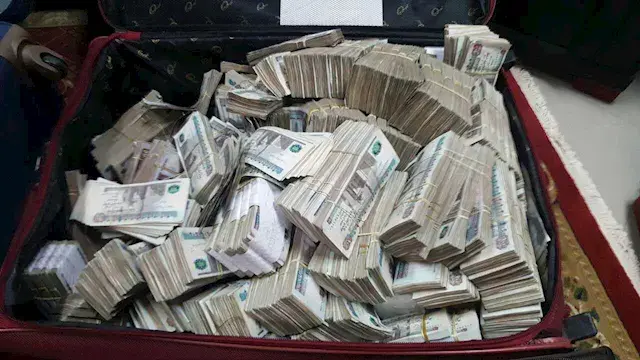 الداخلية تضبط 4 ملايين جنيه من تجار العملة و4 أطنان دقيق مدعم خلال 24 ساعة