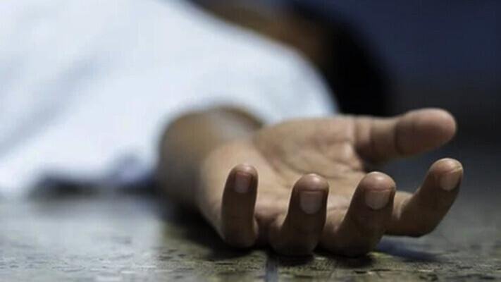 مقتل كهربائي طعنا على يد ابنه في الشرقية