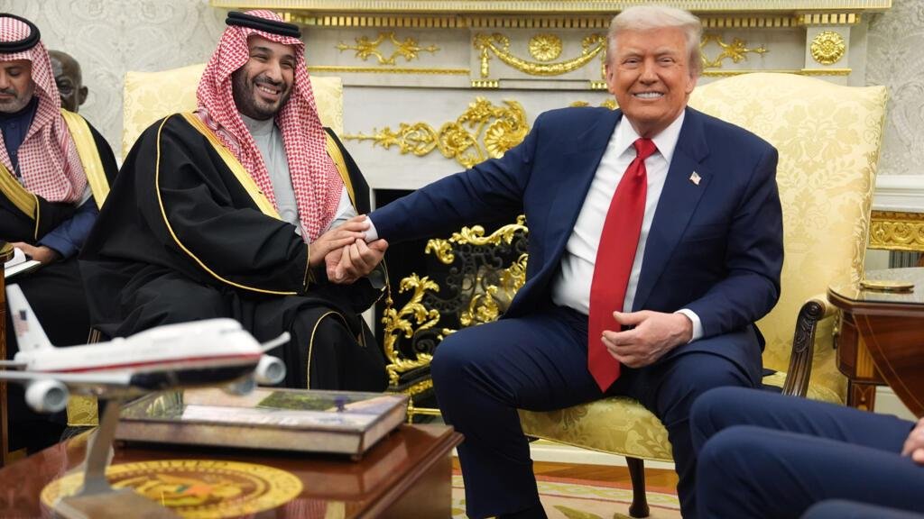 مباشر: بعد تعليق الضربات على إيران... بن سلمان يؤكد لترامب أولوية الحوار لتجنب صراع أوسع