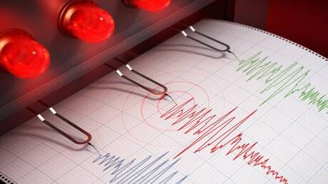زلزال بقوة 4.7 درجات يضرب مدينة نابولي الإيطالية