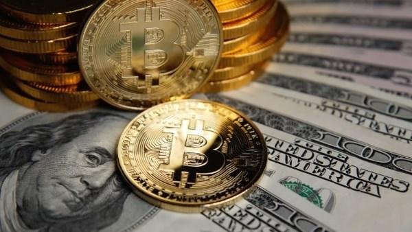 صدمة لمستخدمي بيتكوين.. ثغرة خطيرة في «محافظ آمنة» تسرق 130 مليون دولار
