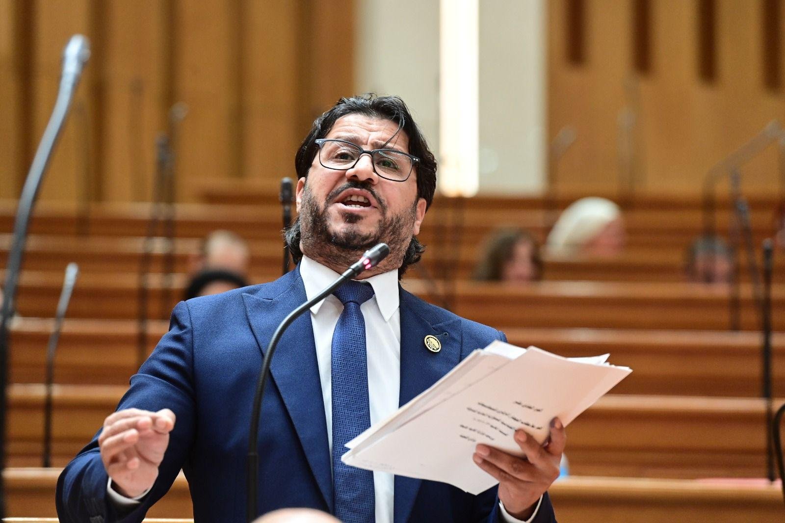 سؤال برلماني للحكومة بشأن تعامل الجهات الحكومية مع منتحلي الصفة الصحفية