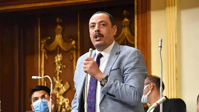 برلماني يطالب بضبط أسعار الخدمات الطبية وإلزام المستشفيات الخاصة بإعلان التكلفة