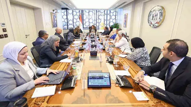 منال عوض تبحث إنشاء صندوق مصري لحماية الشعاب المرجانية بالبحر الأحمر