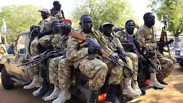 السودان.. انشقاق نحو 320 عنصرا من الدعم السريع وانضمامهم للجيش- فيديو