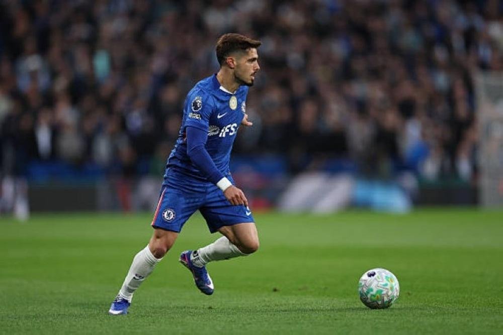 تشيلسي يصدم الهلال بنصف مليار
