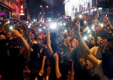 محكمة في هونج كونج تصدر حكمها بحق 2 من أبرز منظمي وقفة تيانانمن