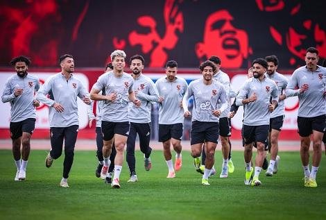 الأهلي يستأنف تدريباته غدا الجمعة استعدادا لمواجهة إنبي في الدوري