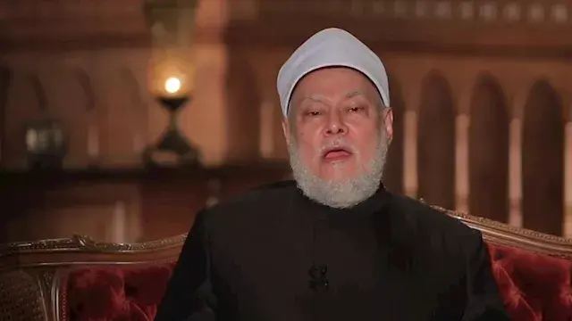 حكم الصلاة في غرف تغيير الملابس والأماكن المخصصة للألعاب والاستحمام